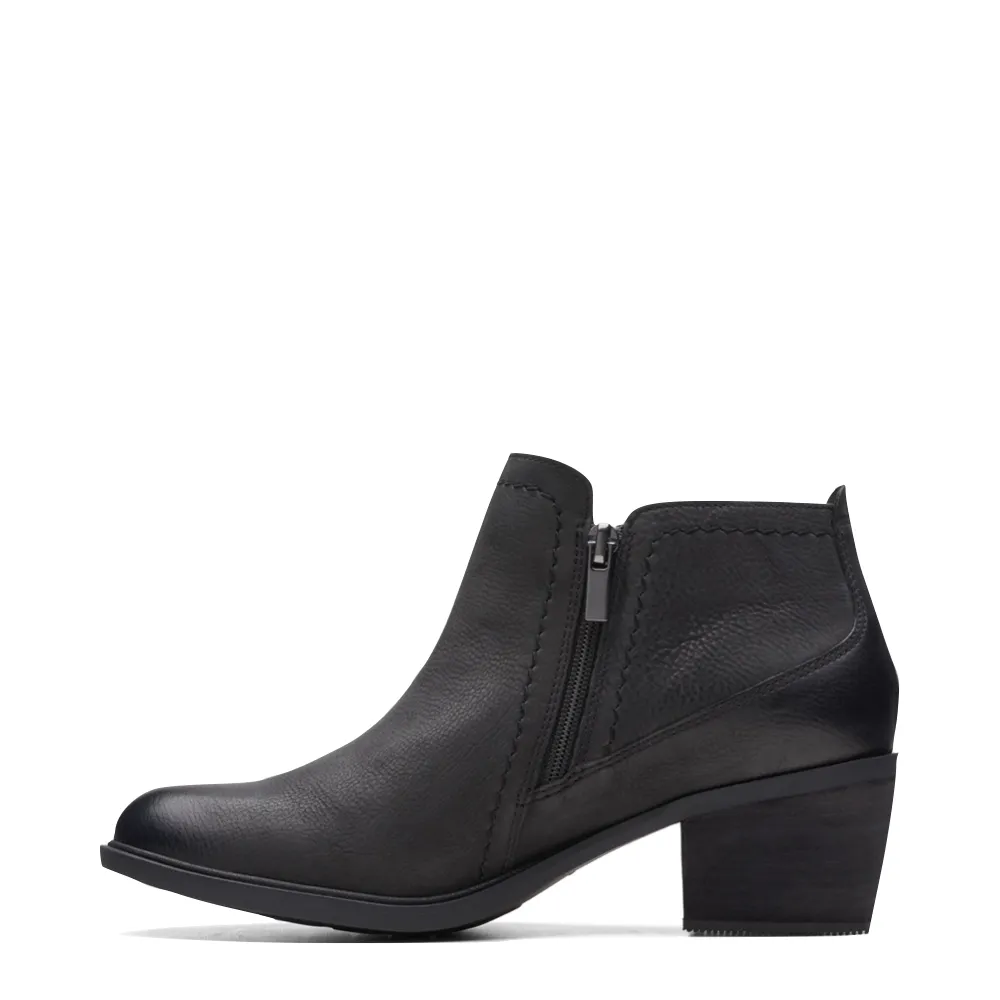 Clarks Women's Neva Lo Side Zip Ankle Boot (Black)