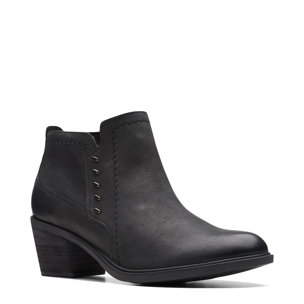 Clarks Women's Neva Lo Side Zip Ankle Boot (Black)