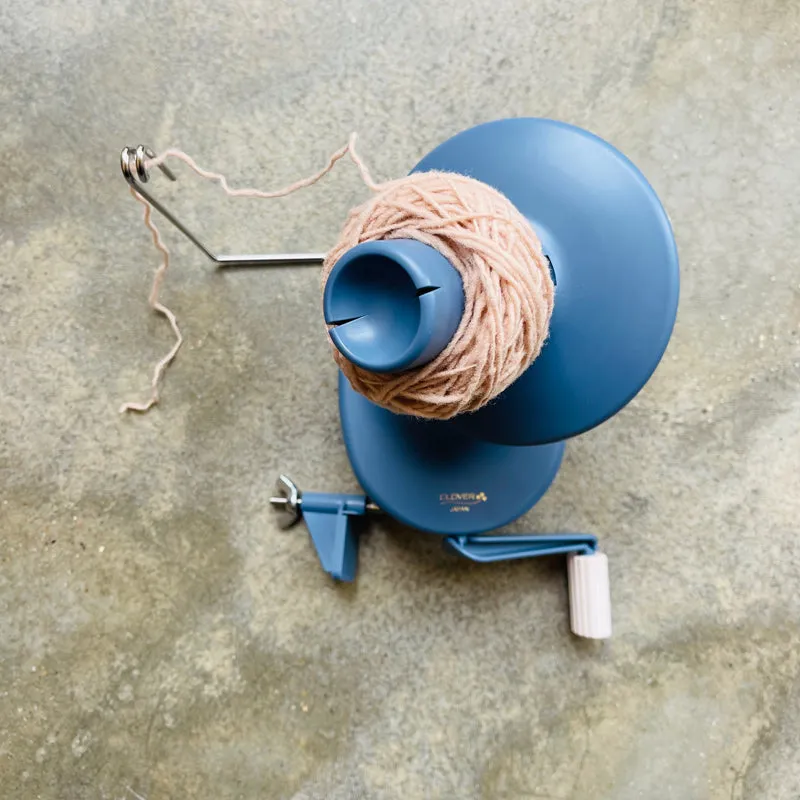 Clover Yarn Ball Winder