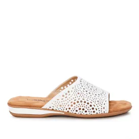 Coralie Sandal: White Leather I Walking Cradle