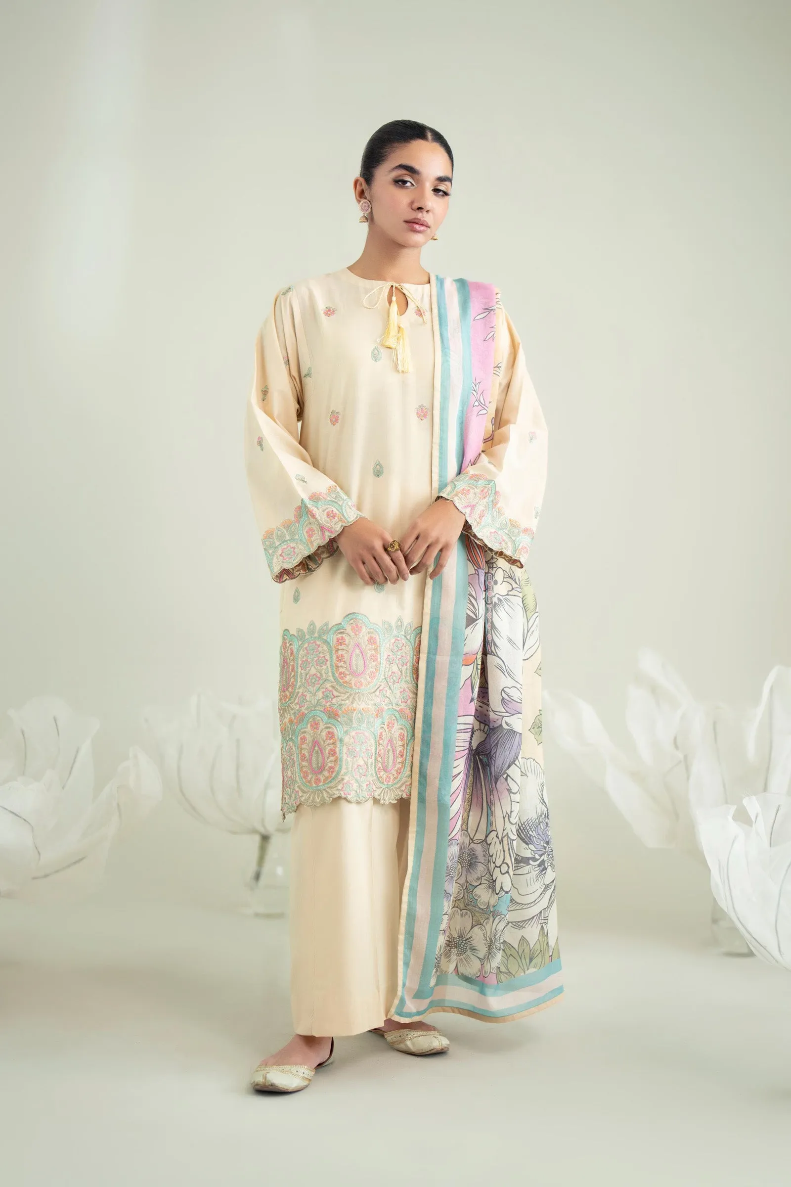 Cotton Lawn wider width Embroidery