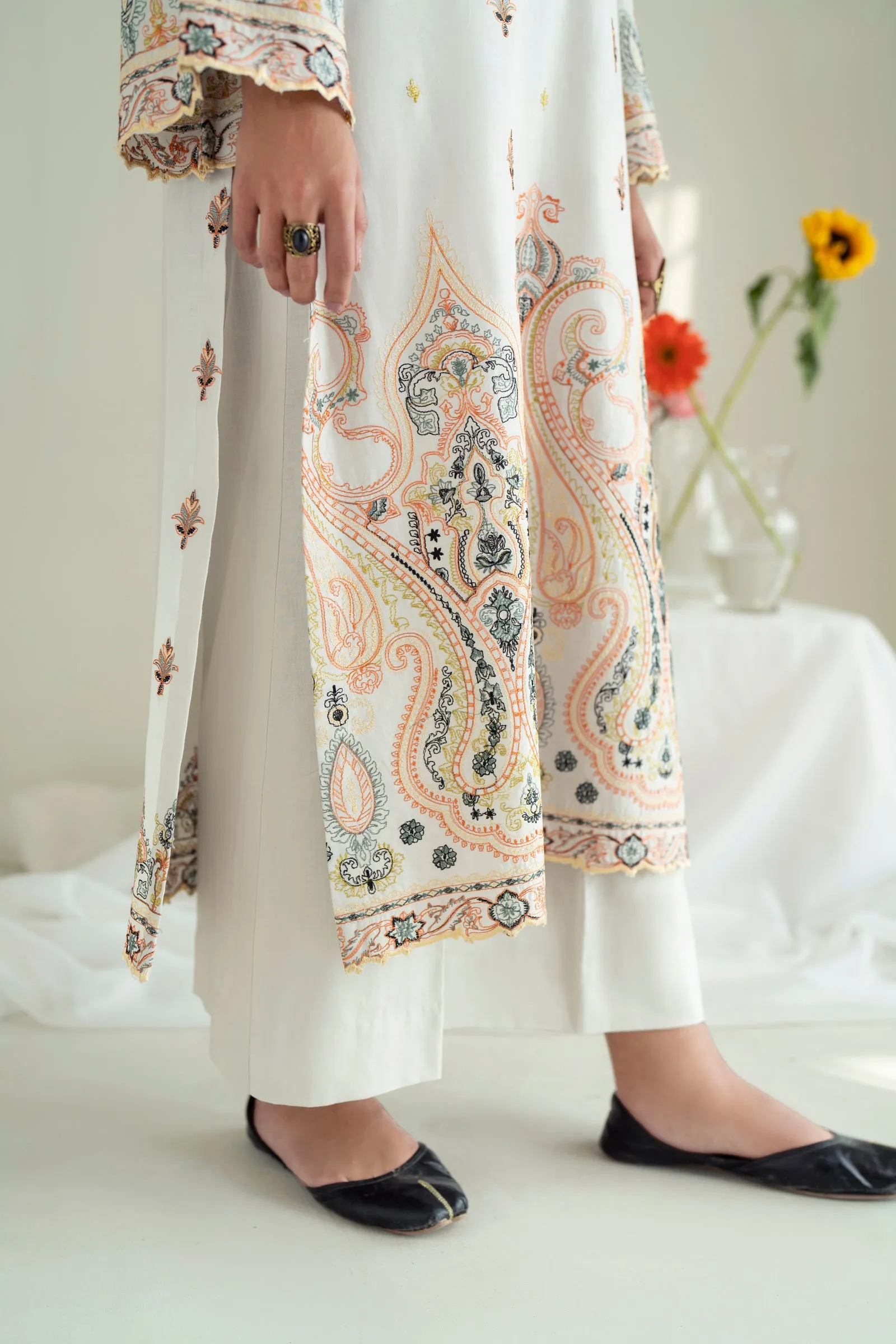 Cotton Lawn wider width Embroidery