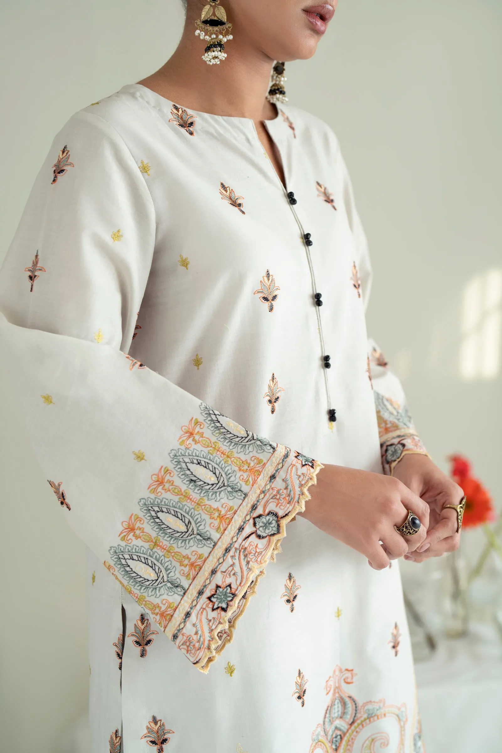 Cotton Lawn wider width Embroidery