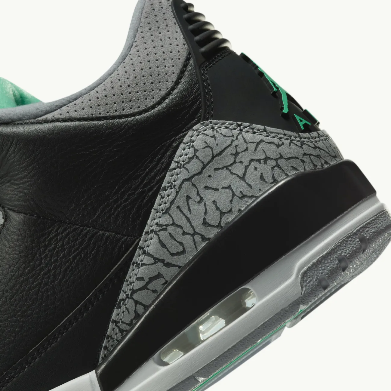 Grade School Air Jordan 3 Retro - 'Green Glow'