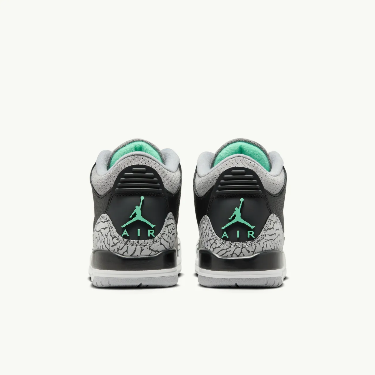 Grade School Air Jordan 3 Retro - 'Green Glow'