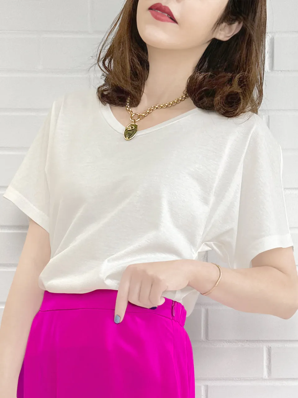 SPECIAL! White Bow Detail Front/ back 2-Way Tee