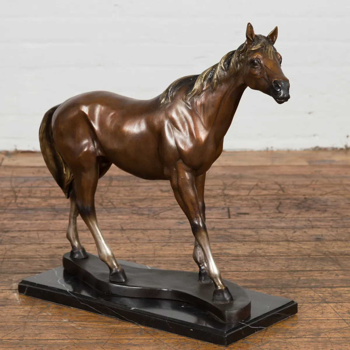 Tabletop Walking Horse